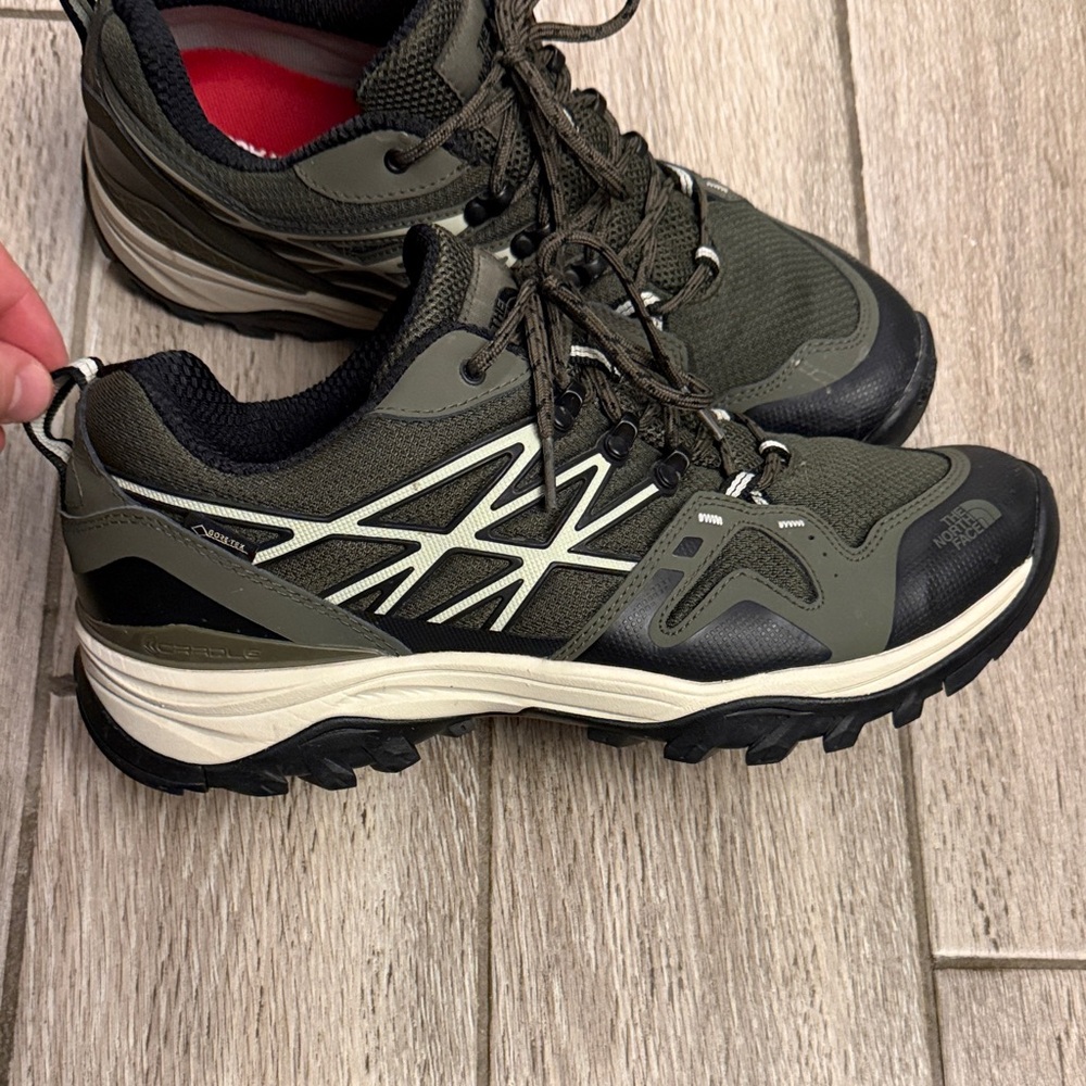 North Face Men's Hedgehog Fastpack Hiking Shoes - Picture 2 of 4